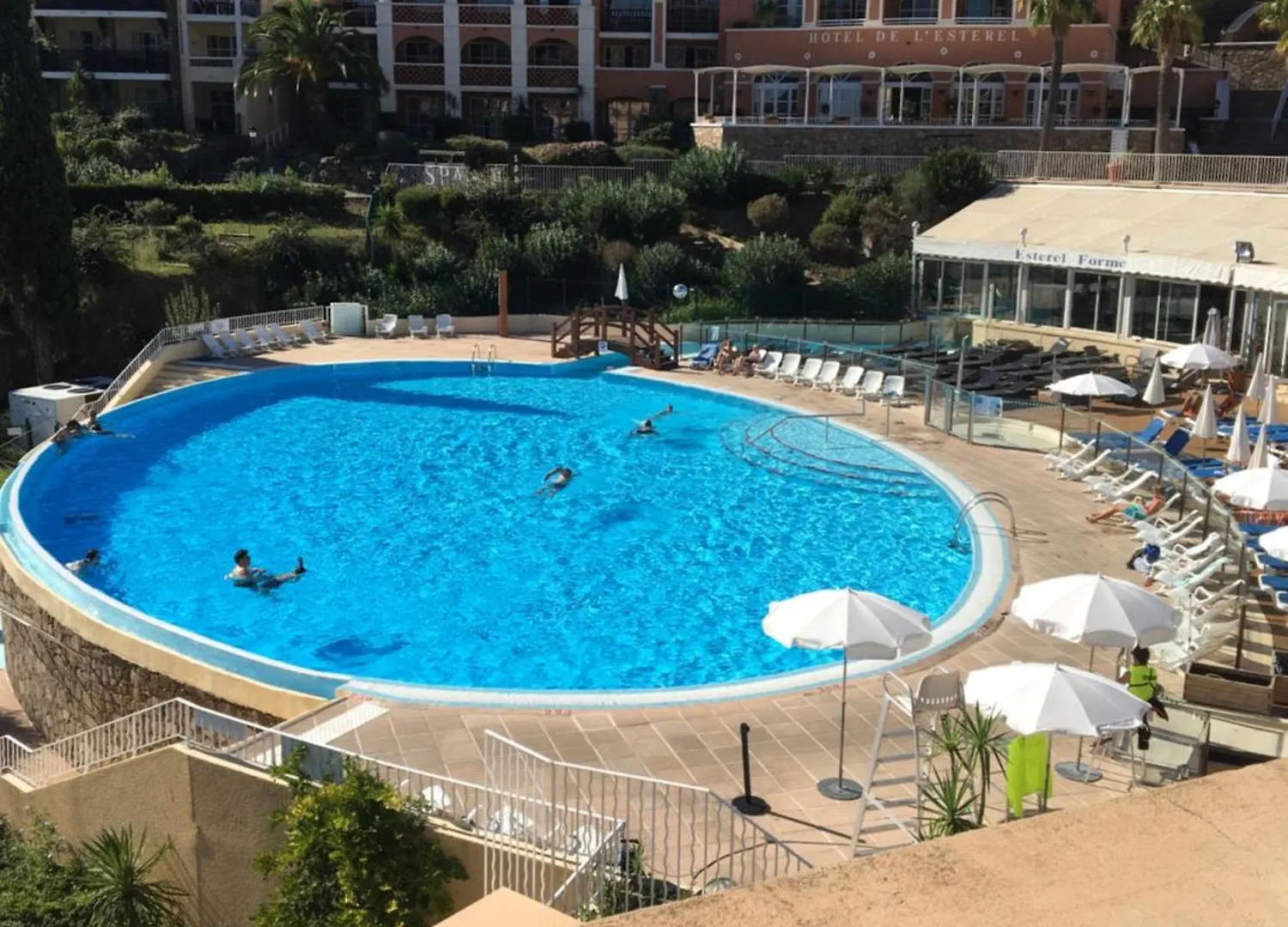 Joli Meuble T2 Au Cap Esterel Vue Esterel Et Mer Saint-Raphael